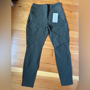 Athleta Women’s Headlands Hybrid Cargo tights, Dark Gray